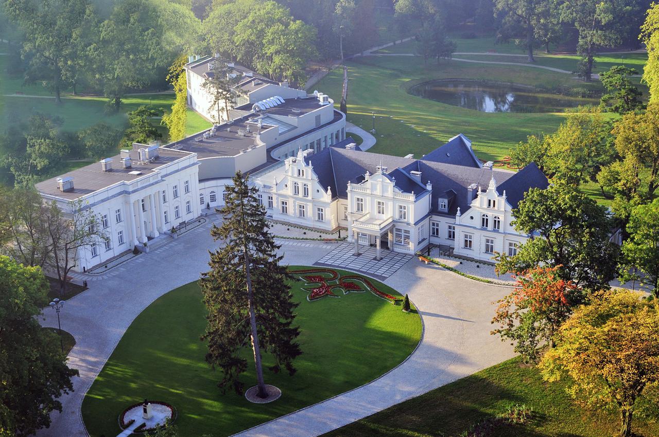 Hotel Palac Romantyczny Turzno Exterior foto